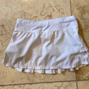 Ivivia Girls white skirt